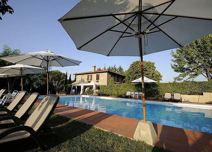 Lantgård Casanova Di Pescille