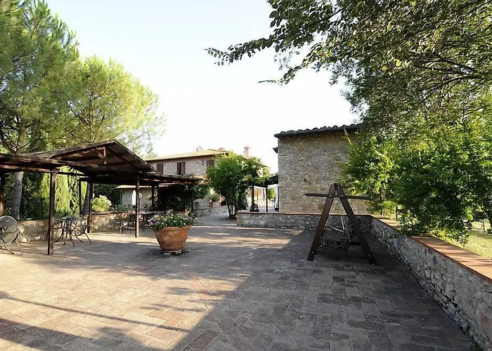 Lantgård Casanova Di Pescille *